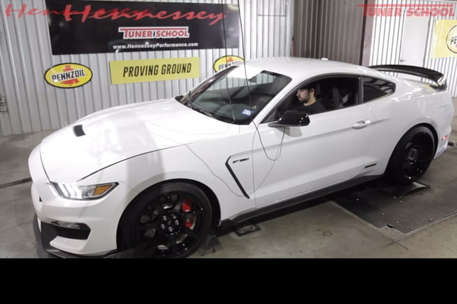Ford Mustang με 870 ίππους ουρλιάζει στο δυναμόμετρο (+video)