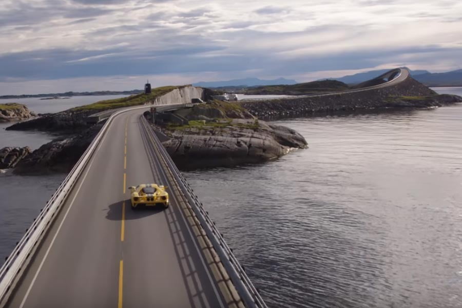 Video: Το Ford GT στην ομορφότερη διαδρομή στον κόσμο!