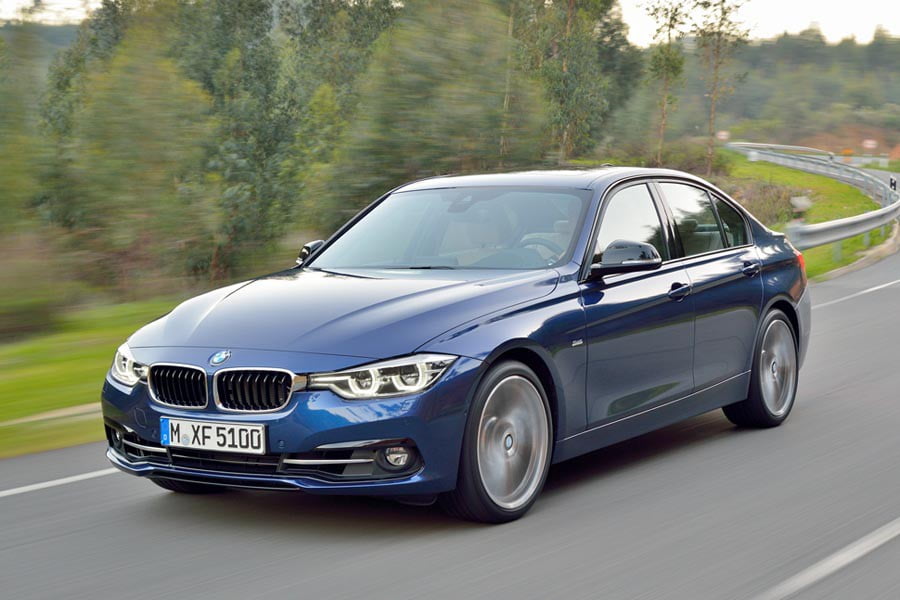 Τιμές ανανεωμένης BMW Σειρά 3 και για 65 νέα μοντέλα