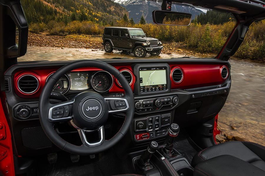 Νέο Jeep Wrangler: Εσωτερικό και συστήματα 4×4