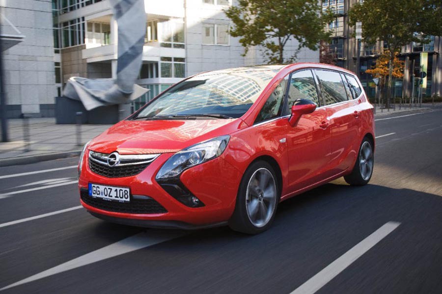 Opel Zafira Tourer BiTurbo: To γρηγορότερο 7θέσιο