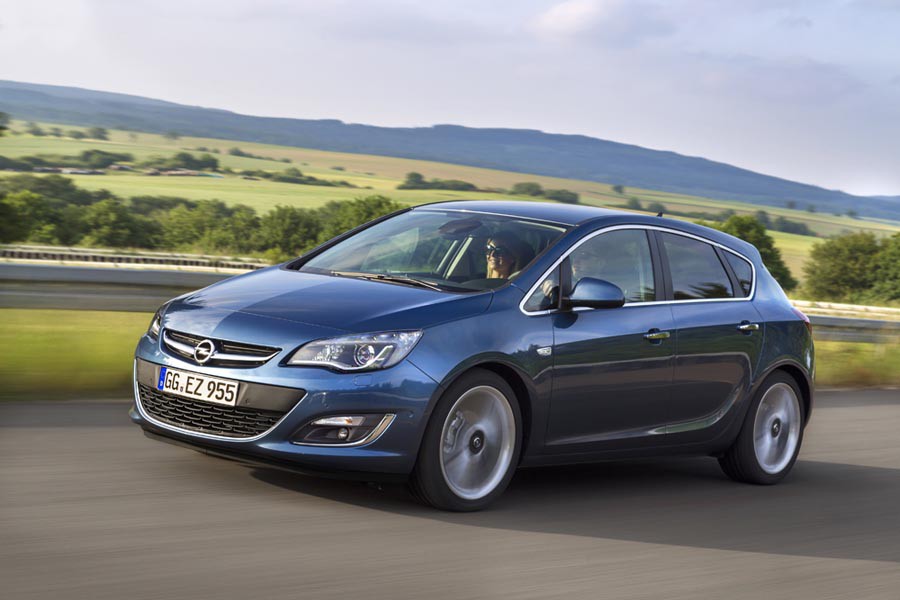 Μικρομεσαία: Opel Astra