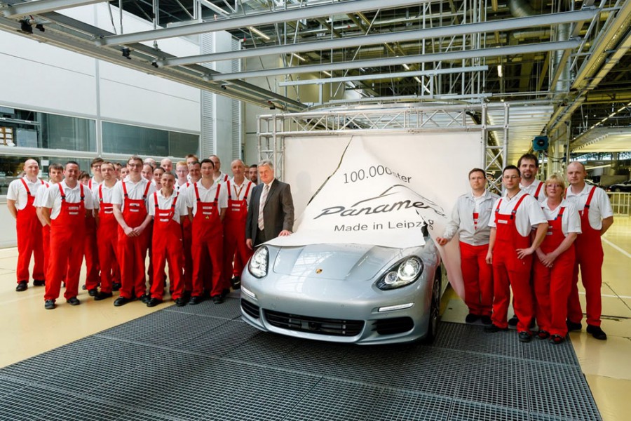 Παράχθηκε η 100.000ή Porsche Panamera