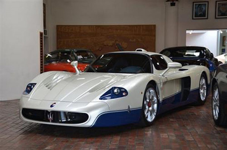 Πωλείται Maserati MC12 έναντι 1.1 εκ. ευρώ
