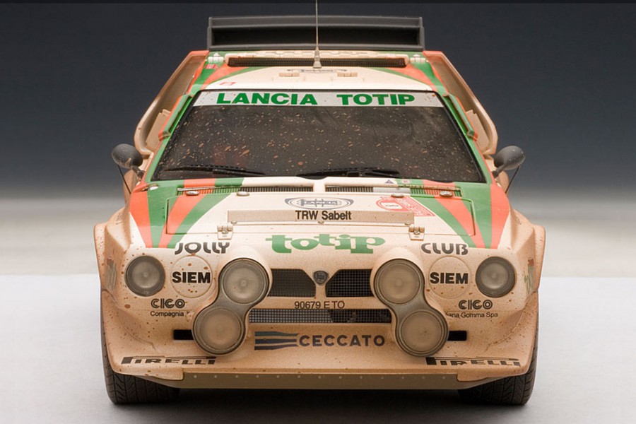 Εντυπωσιακή μινιατούρα της Lancia S4