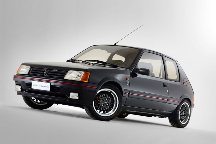 Η Peugeot Ιταλίας αναπαλαίωσε ένα σπάνιο 205 GTi 1.9 Gutmann