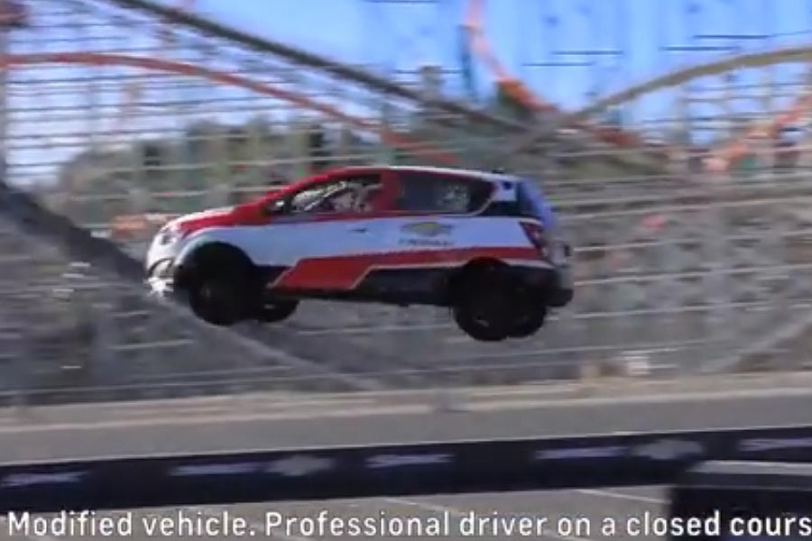 Chevrolet Aveo έκανε ρεκόρ άλματος με την όπισθεν! (+video)
