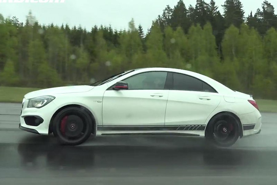 Mercedes CLA 45 AMG VS Audi R8 (video)