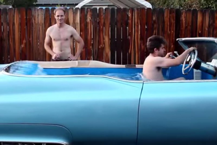 Το πιο cool αυτοκίνητο – πισίνα στον κόσμο! (video)