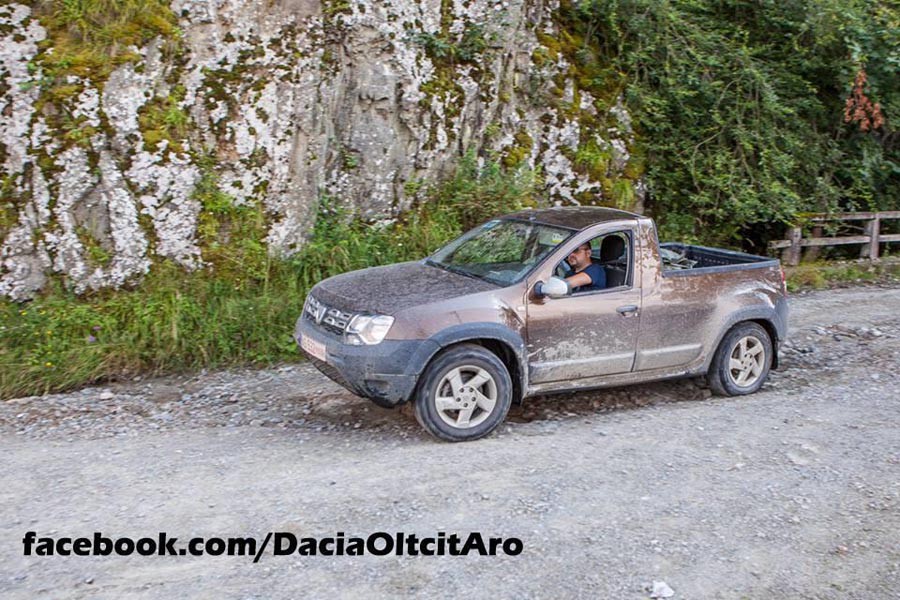 Dacia Duster pick-up σε τελικές δοκιμές χωρίς ίχνος καμουφλάζ