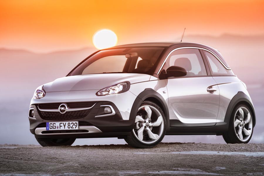 Τιμές και εξοπλισμοί για Opel ADAM 1.0 Turbo και ADAM ROCKS