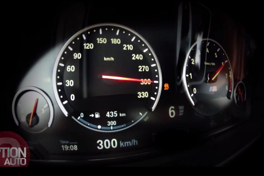 Εκτόξευση 0-300 χλμ./ώρα με BMW «30 Jahre M5» (video)