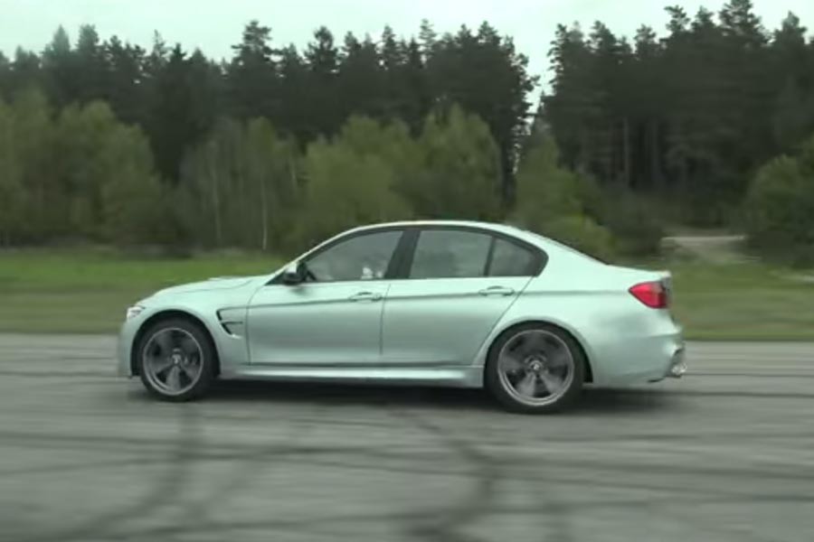 Νέα BMW M3 εξαφανίζεται σε κόντρα με Audi R8 4.2 (video)