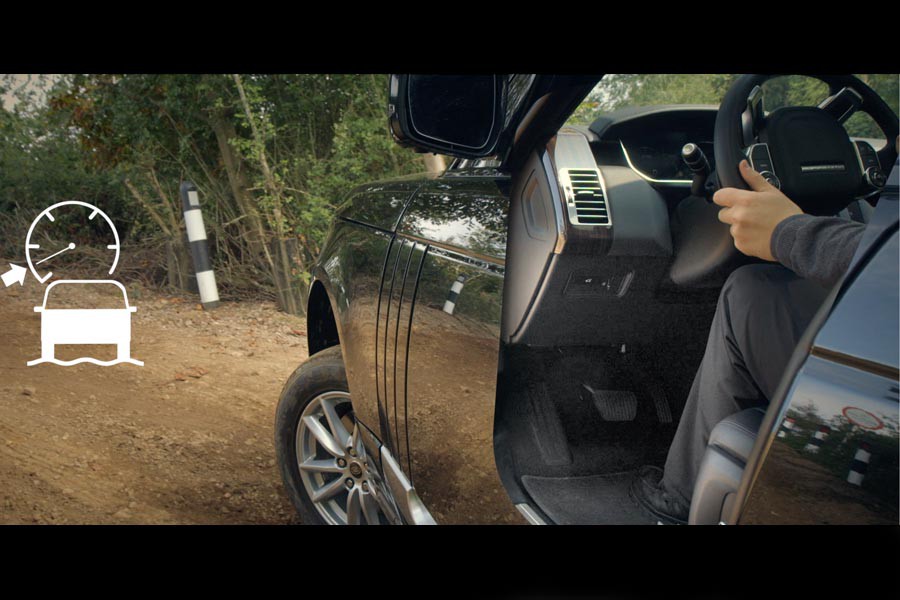 Range Rover και με εκτός δρόμου «αυτόματο πιλότο»! (+video)