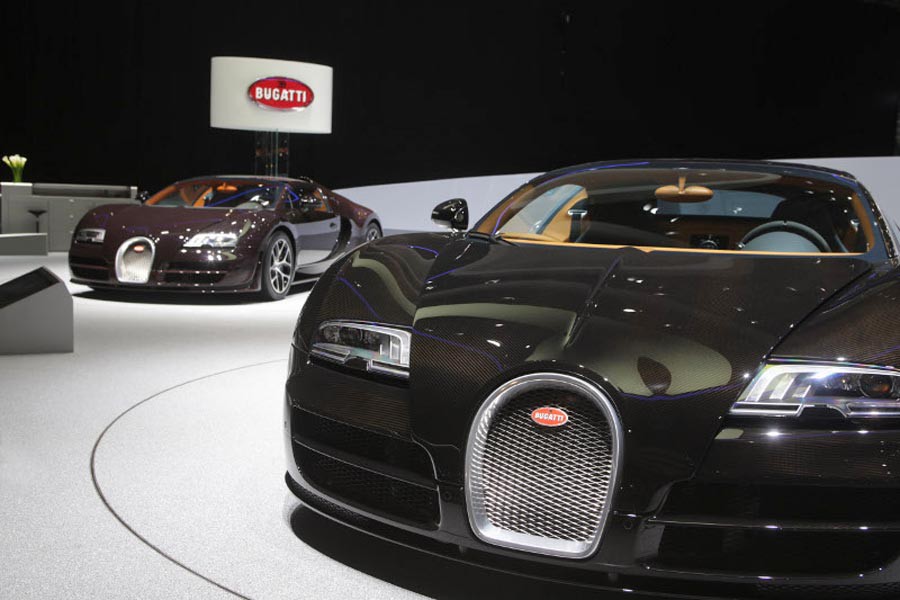 Οκτώ τελευταίες Bugatti Veyron για όποιους προλάβουν!