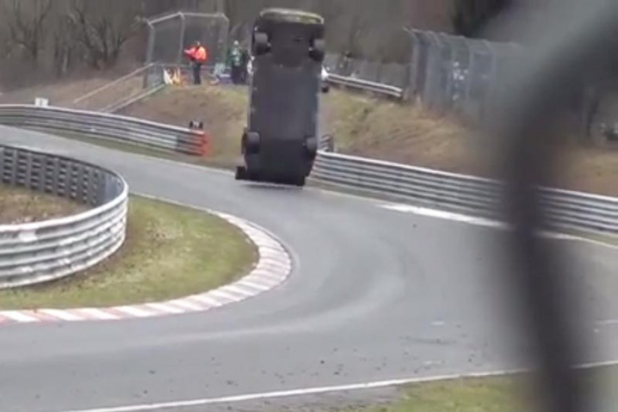 Ατύχημα σε αγώνα στο Nurburgring με νεκρό θεατή (video)