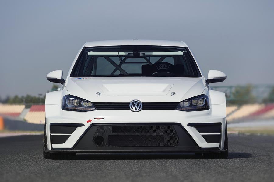 Νέο αγωνιστικό VW Golf 330 hp βασισμένο σε Golf παραγωγής