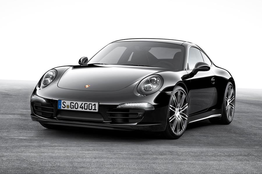 Η δημιουργία της Porsche 911 Carrera Black Edition από μελάνι