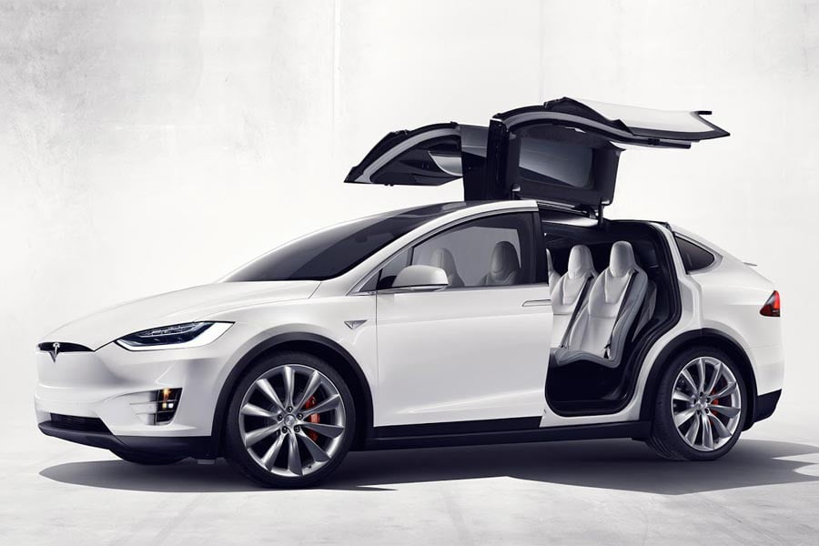 Νέο ηλεκτρικό SUV Tesla Model X με απόδοση έως 762 ίππων!