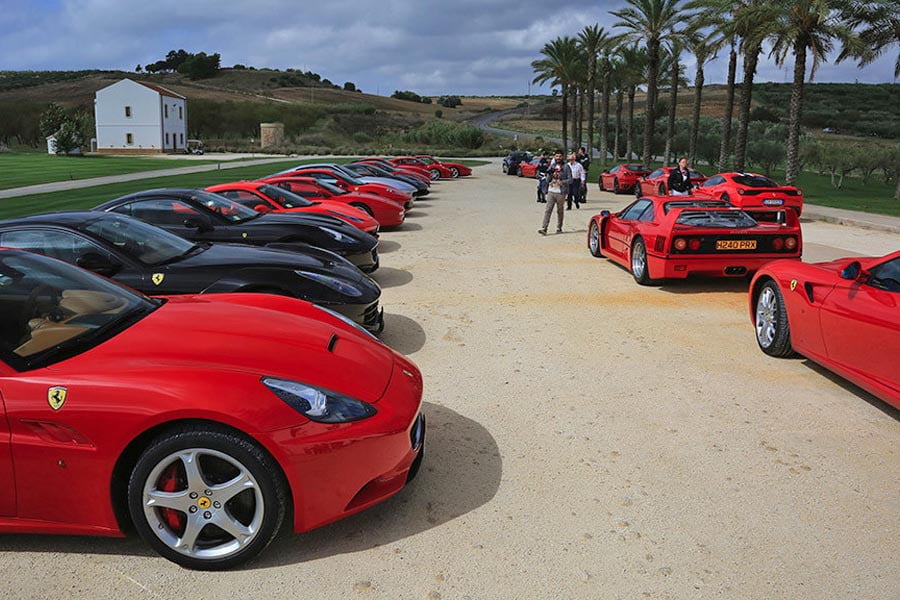 Παρέλαση με πάνω από 50 Ferrari στο Targa Florio (+video)