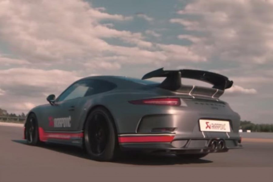 Porsche 911 GT3 με εξάτμιση τιτανίου Akrapovic (video)