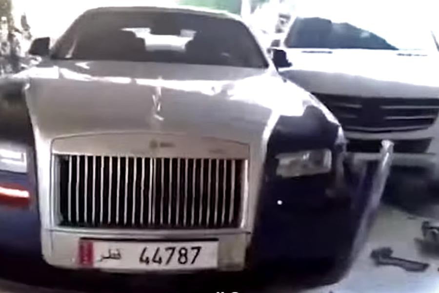 Μεθυσμένος με Mercedes ML τα σπάει σε πολυτελές ξενοδοχείο (video)