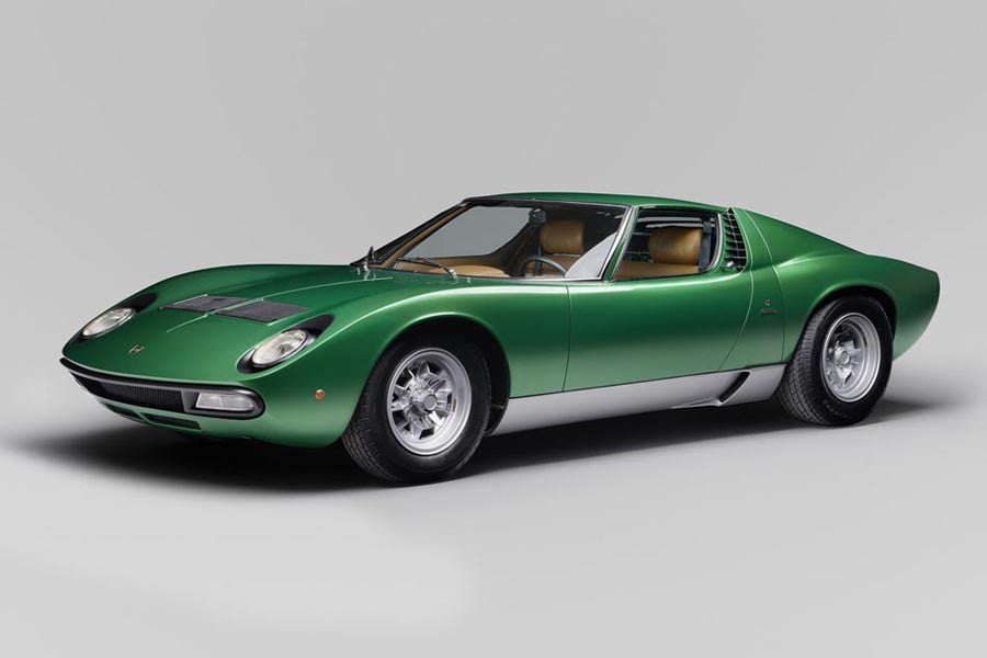 Η Lamborghini έκανε καινούργια μια Miura του 1971
