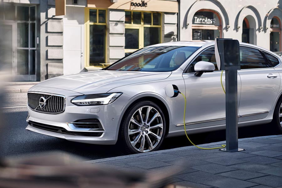Η Volvo βάζει στόχο 1 εκατομμύριo ηλεκτρικά αυτοκίνητα