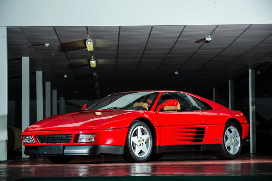 Στο σφυρί Ferrari 348TB του 1990 με 2.500 χιλιόμετρα