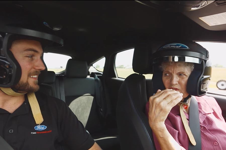 Παππούδες κάνουν drift με το νέο Focus RS!