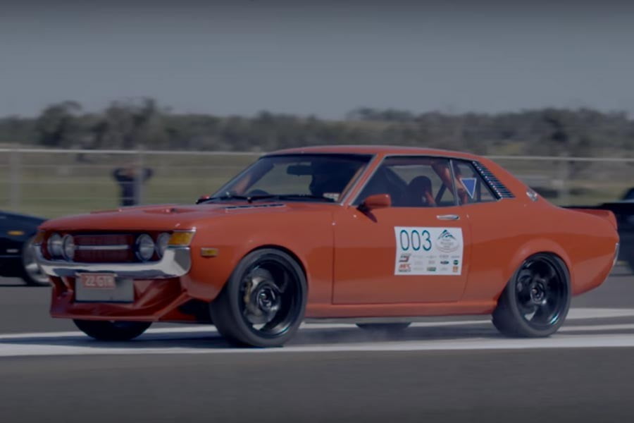 Toyota Celica του 1971 με 1000 PS και 4κίνηση GT-R (+video)