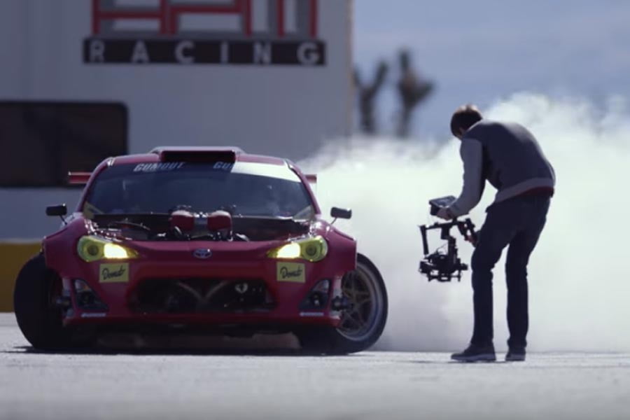 Toyota GT86 με μοτέρ Ferrari δεν ισιώνει πουθενά (+video)