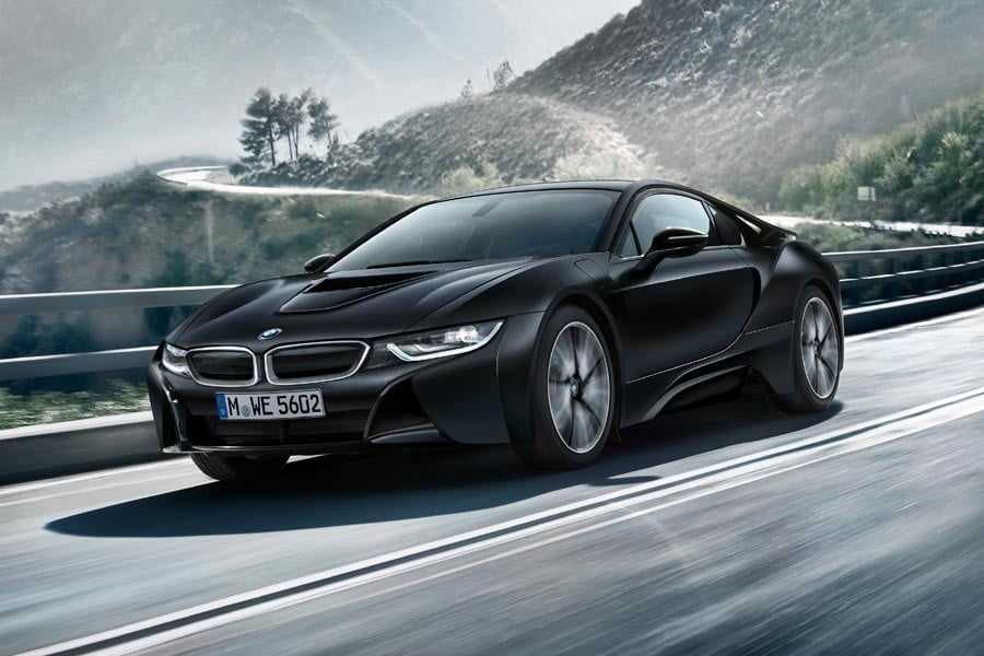Νέο περιορισμένης παραγωγής BMW i8 Protonic Frozen Black