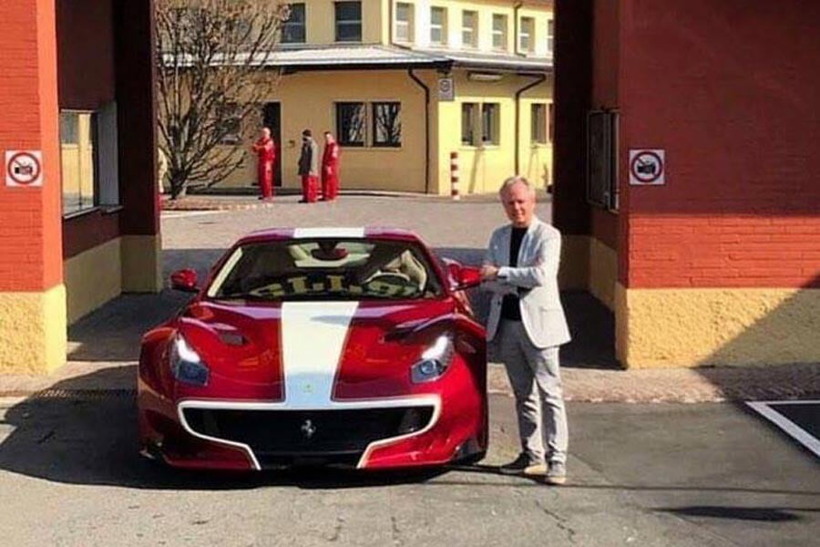 Η «απαγορευμένη» φωτογραφία του Pagani με τη νέα του Ferrari