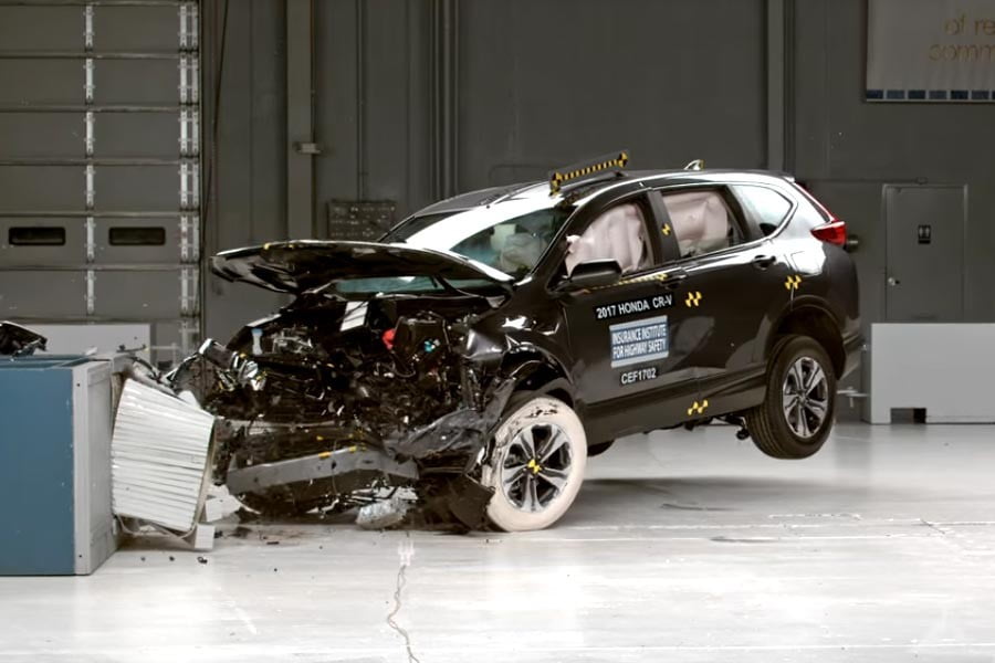 Πρώτο crash test για το νέο Honda CR-V (+video)