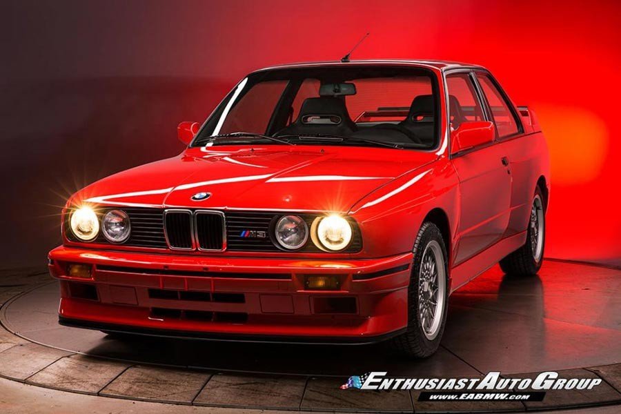 Ανατριχιαστικά άψογη BMW M3 E30 Sport Evolution πωλείται με μόλις 120 χλμ.