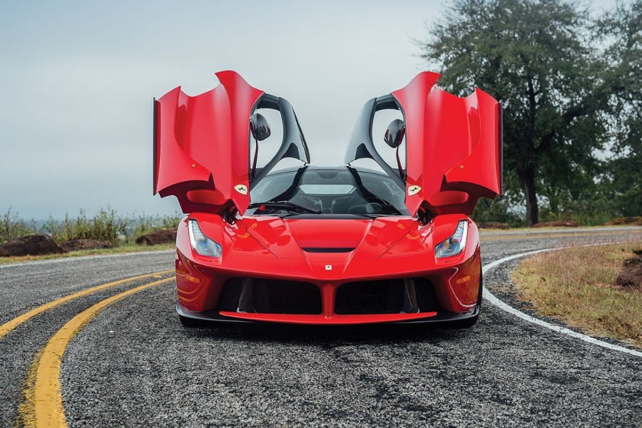Πωλείται Ferrari LaFerrari με μόλις 85 χιλιόμετρα