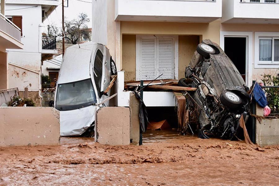 Πως να αποζημιωθείς για κατεστραμμένο αυτοκίνητο λόγω πλημμύρας
