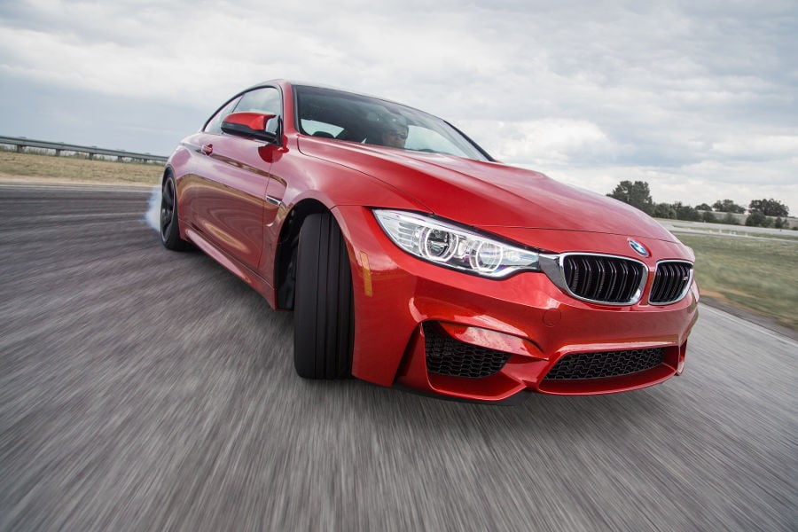 Η BMW και η M4 μας μαθαίνουν να κάνουμε drift (+video)