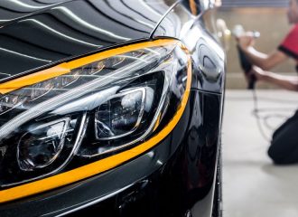 Γυάλισμα φαναριών Mercedes και προσφορές σε μικροεπισκευές