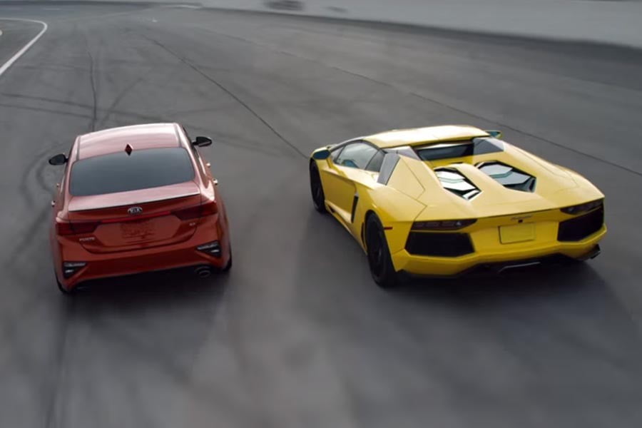 Η Kia τρολάρει την Lamborghini (+video)