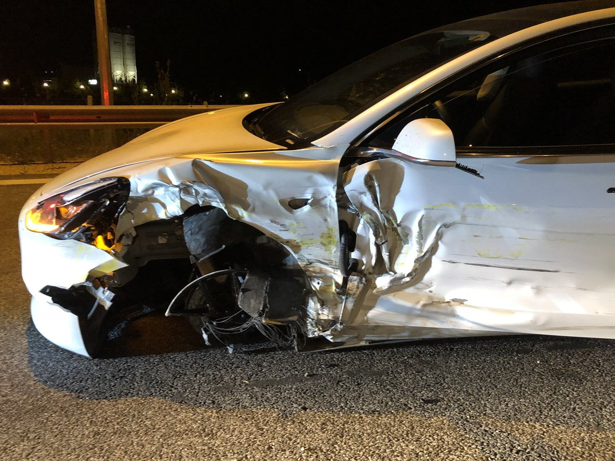 Ατύχημα με αυτόνομη οδήγηση σε Tesla Model 3 στην Ελλάδα (+video)