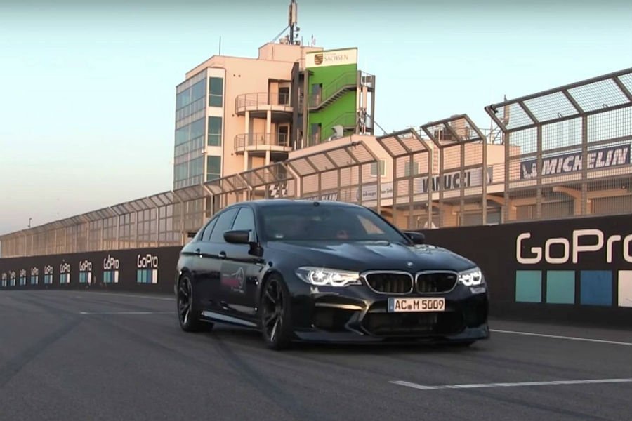 Βελτιωμένη, νέα BMW M5 εκθέτει Lamborghini (+video)