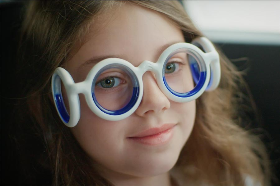 Τα γυαλιά της Citroen που γιατρεύουν τη ναυτία (+video)