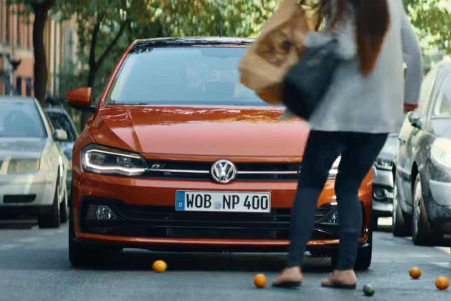 Γιατί οι Άγγλοι απαγόρευσαν διαφήμιση του VW Polo; (+video)