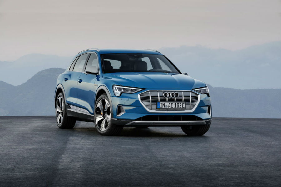 Πρεμιέρα για το ηλεκτρικό Audi e-tron (+video)