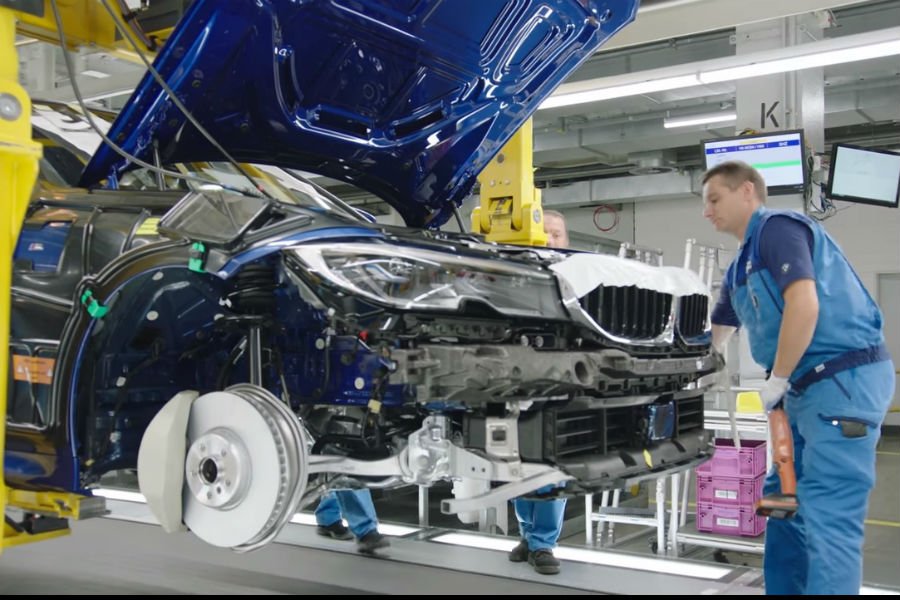 Πως παράγεται η νέα BMW Σειρά 3 (+video)