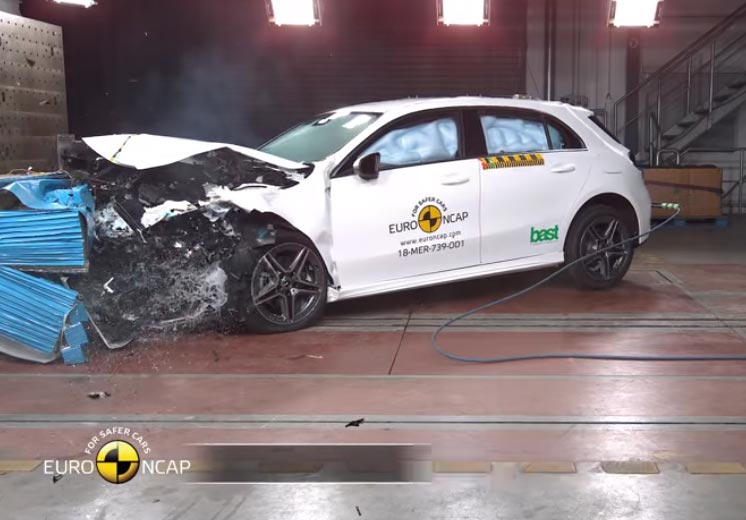 Σκληρά Crash Test για νέα Mercedes A-Class, Hyundai NEXO και άλλα (+videos)