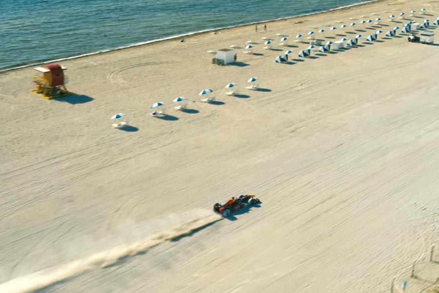 Με μονοθέσιο της F1 σε παραλία και όχι μόνο (+video)