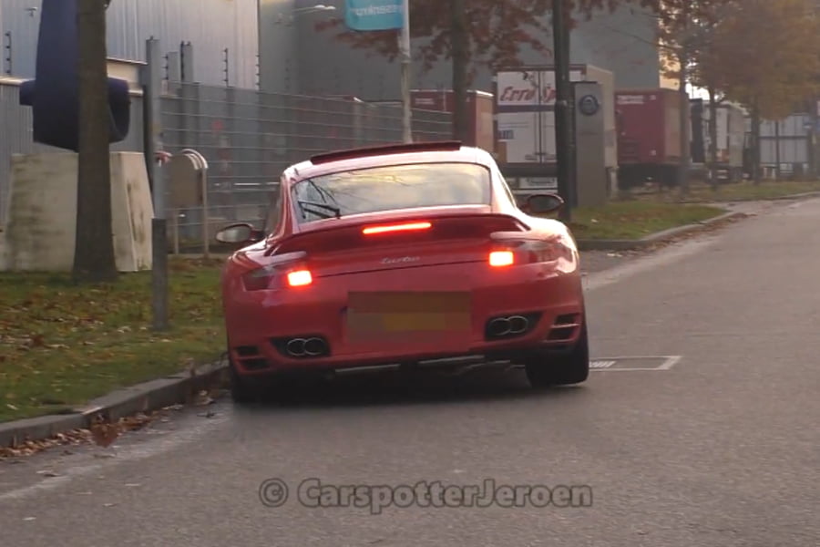 Όταν η Porsche πέφτει σε χέρια… ανίκανου (+video)